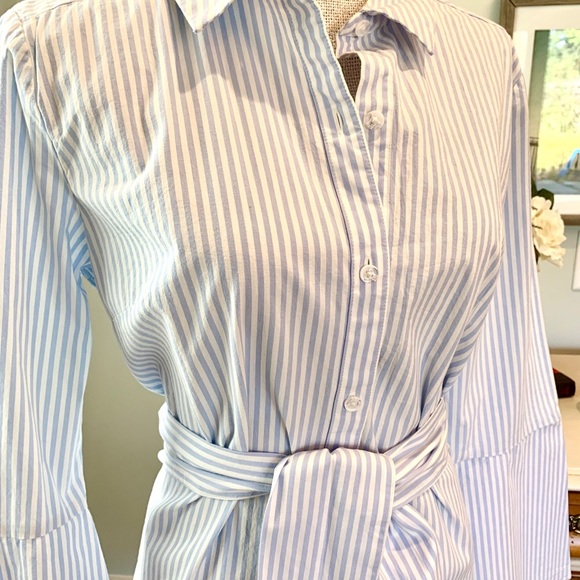 Pinstripe menswear style dress. Size 6. - Picture 3 of 8